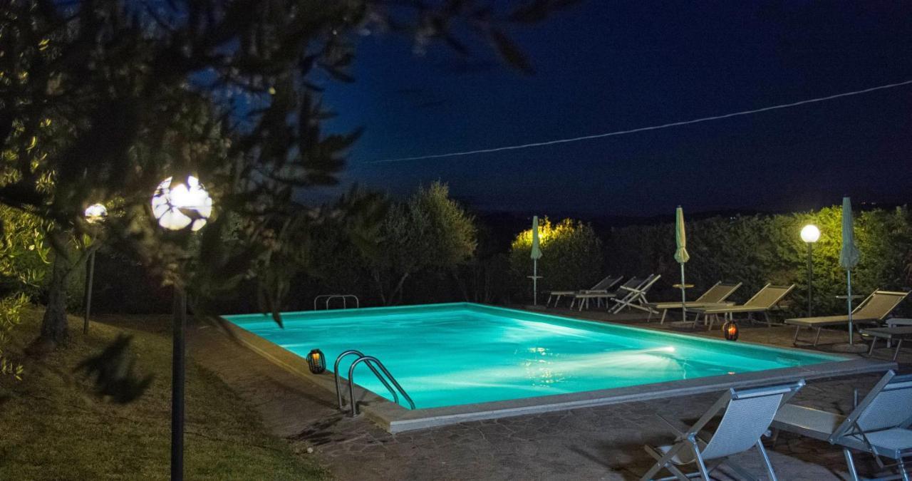 B&B Le Logge Di Sopra Ашяно Екстер'єр фото